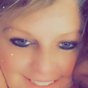 Meet your Posher, Connie